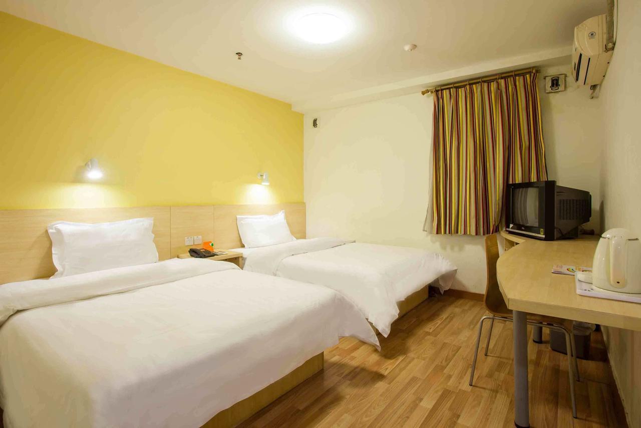 7Days Inn Chenzhou Guiyang Ouyanghai Avenue חדר תמונה